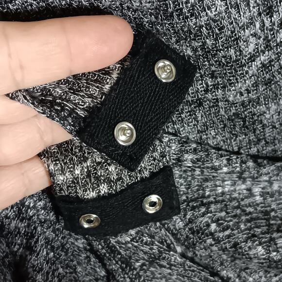 Charlotte Russe Bodysuit Size Medium Marled Gray Long Sleeve High Neck - Picture 6 of 8